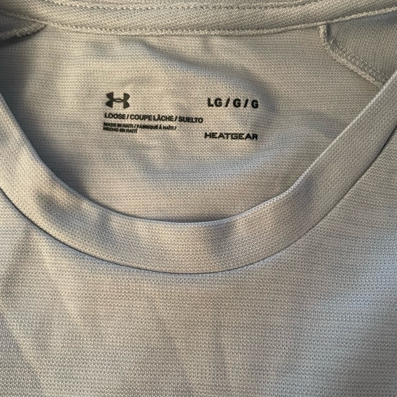 size L, men’s UA t-shirt - Picture 2 of 2